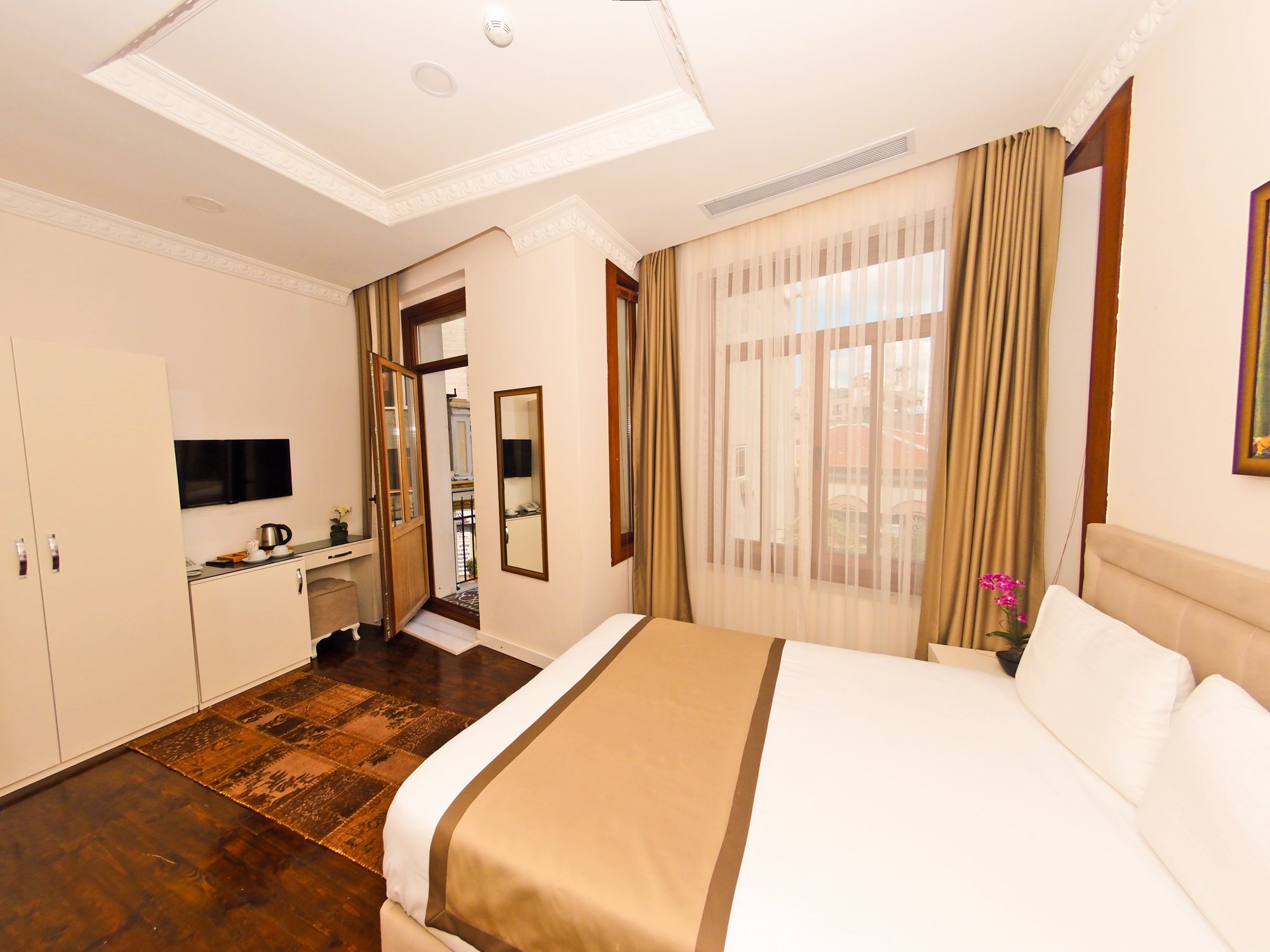 Superior Double Room at Nusretbey Boutique Hotel